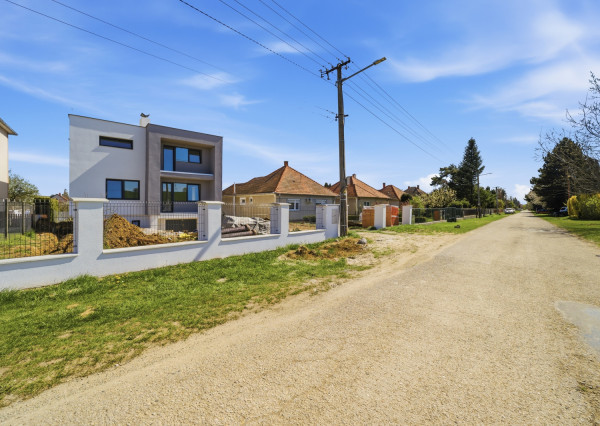 Na predaj rodinný dom v štandarde v Novej Vsi nad Žitavou