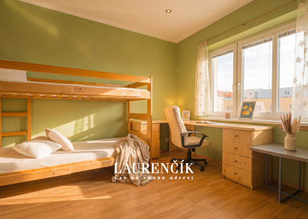 NA PREDAJ | 3-IZBOVÝ BYT SO SÚKROMNOU TERASOU S VÝHĽADOM NA HRAD  + GARSÓNKA V CENE