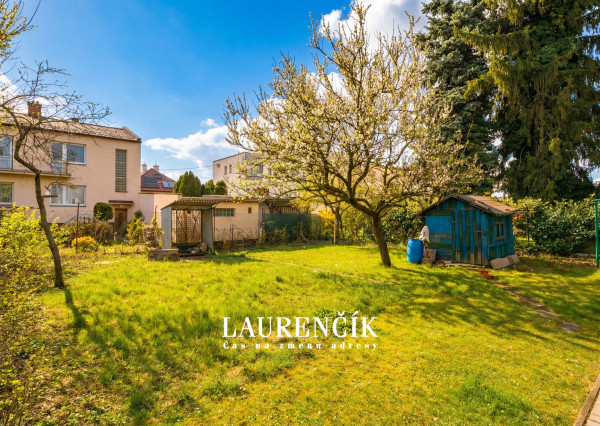 NA PREDAJ | 3-IZBOVÝ BYT SO SÚKROMNOU TERASOU S VÝHĽADOM NA HRAD  + GARSÓNKA V CENE