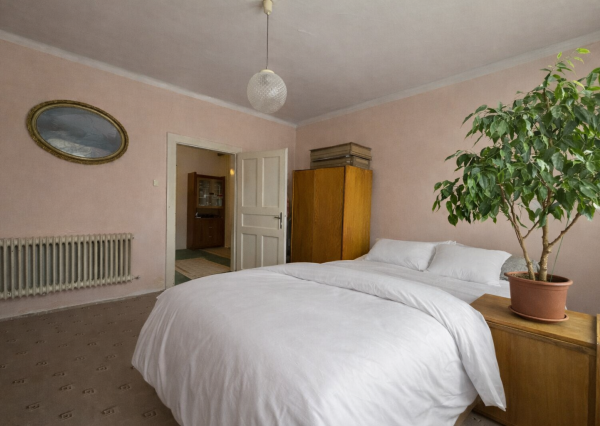 Na predaj 2-izbový rodinný dom v meste Trenčín - Kubrá