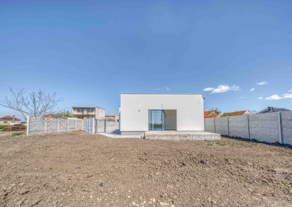 Na predaj rodinný dom v obci Tešedíkovo