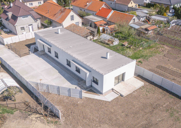 Na predaj rodinný dom v obci Tešedíkovo