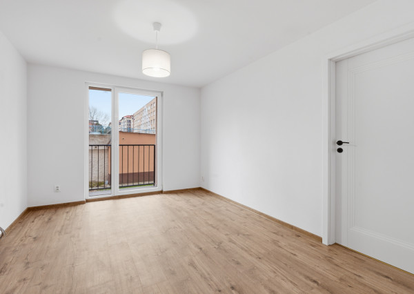 Na prenájom kompletne prerobený 2-izbový byt v Poprade