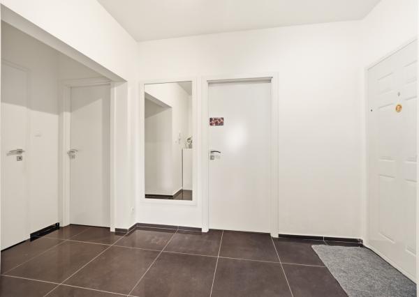 Na prenájom 3-izbový byt s loggiou v Ružinove