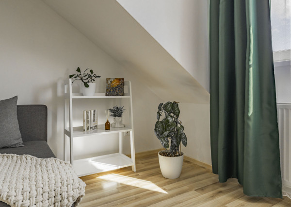 Na prenájom 2-izbový podkrovný byt s výhľadom v Prešove