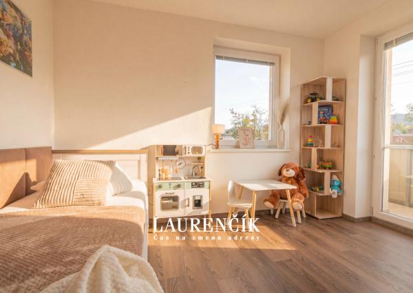 NA PREDAJ | DVOJGENERAČNÝ RODINNÝ DOM NITRIANSKE PRAVNO