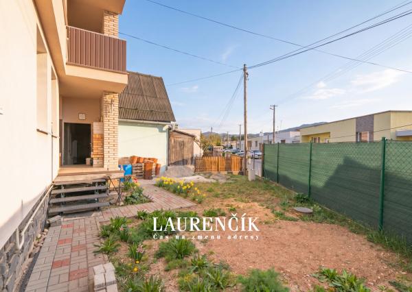 NA PREDAJ | DVOJGENERAČNÝ RODINNÝ DOM NITRIANSKE PRAVNO