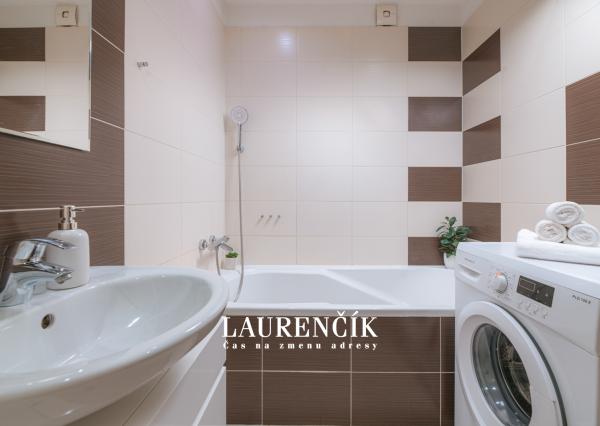 NA PREDAJ | DVOJGENERAČNÝ RODINNÝ DOM NITRIANSKE PRAVNO