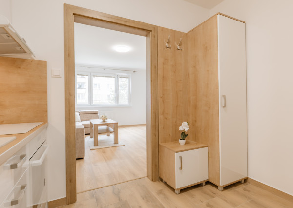 Na prenájom nový a zariadený 4-izbový byt v Žiline