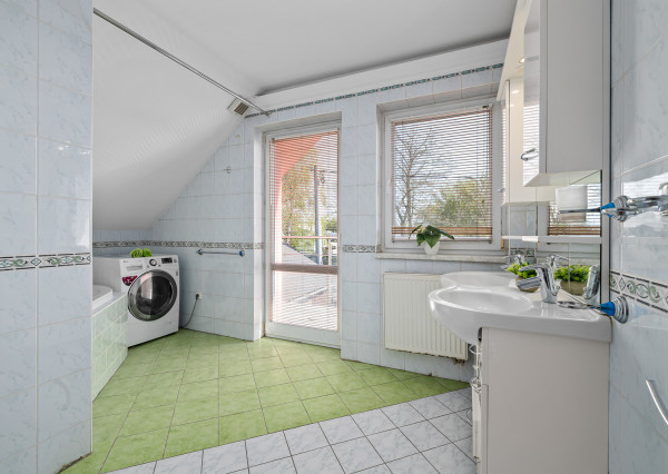 Na predaj 6-izbový rodinný dom s krásnou záhradou v Šamoríne