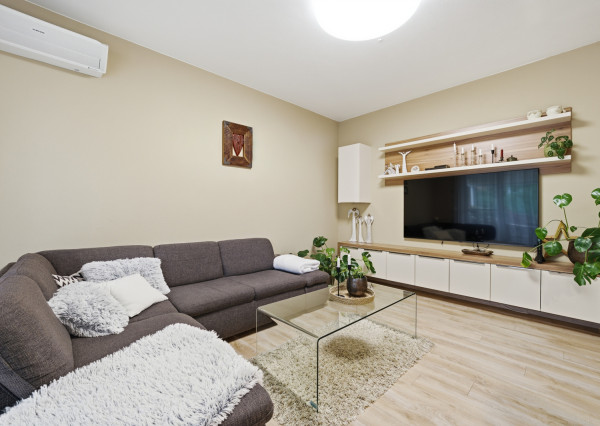 Na predaj 4-izbový byt v Stupave