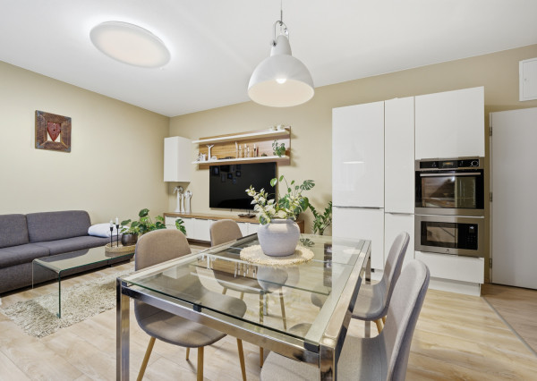 Na predaj 4-izbový byt v Stupave