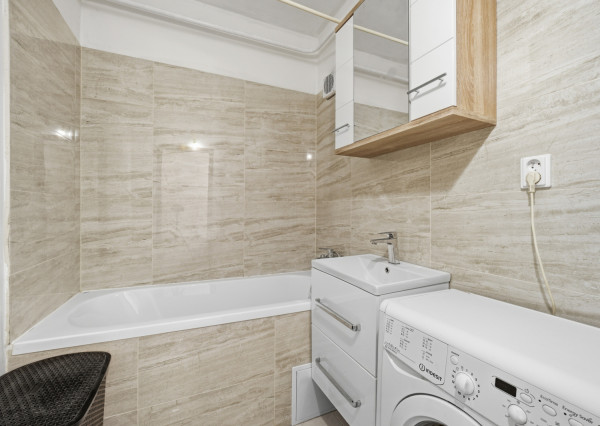 Na predaj kompletne zariadený 1-izbový byt v Bratislave - Dlhé Diely