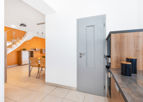 Na predaj 3-izbový mezonet s parkovaním - Dunajská Lužná