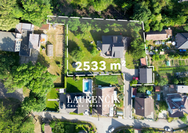 NA PREDAJ | RODINNÝ DOM S VÝHĽADOM NA VRŠATEC - ILAVA, KLOBUŠICE