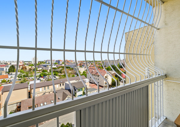 Na prenájom 1-izbový byt s loggiou v centre Senca