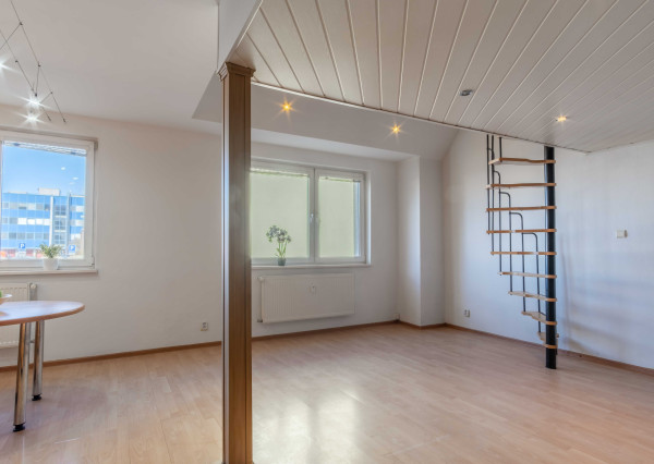 Na predaj veľkorysý 2-izbový byt v Poprade