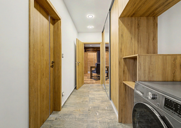 Na predaj prerobený, zariadený 3 izbový byt v Ružinove BA