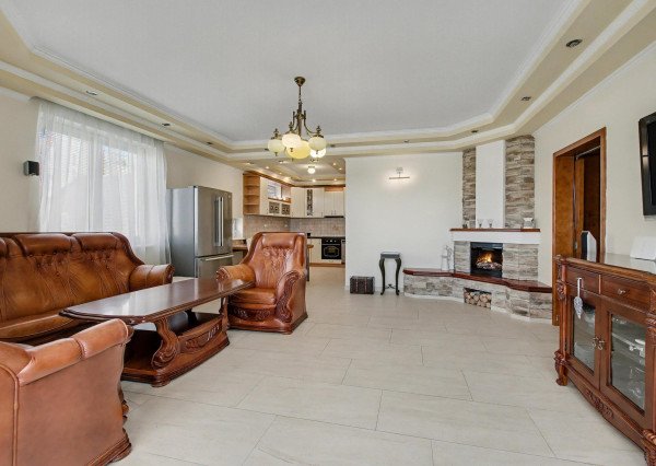 Na predaj 4-izbový penthouse so zimnou záhradou v Šamoríne