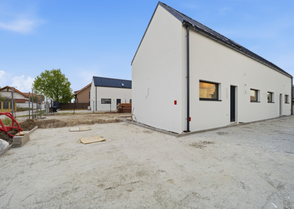 Druhá etapa projektu pri jazere Nové Košariská v Dunajskej Lužnej