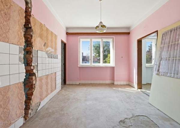 Na predaj rodinný dom vhodný na rekonštrukciu v Stupave