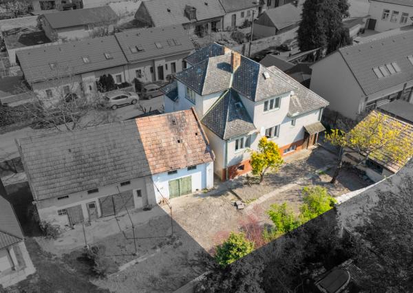 Na predaj rodinný dom vhodný na rekonštrukciu v Stupave