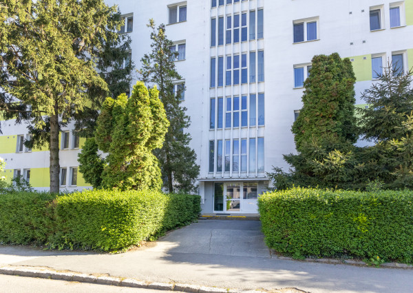 Na predaj investičný 2-izbový byt v Ružinove