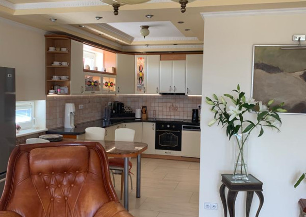 Na predaj 4-izbový penthouse so zimnou záhradou v Šamoríne