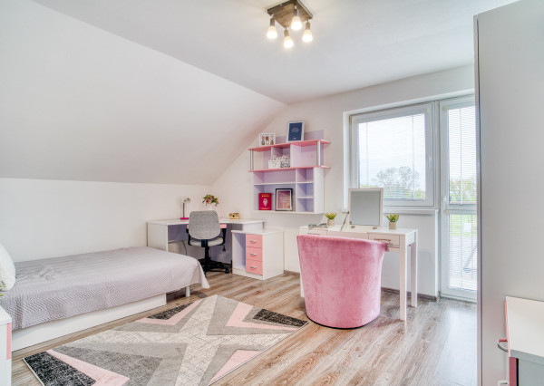 Na predaj rodinný dom s investičným potenciálom v Kostolišti