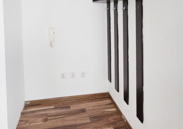 Na prenájom samostatná kancelária v centre Šamorína