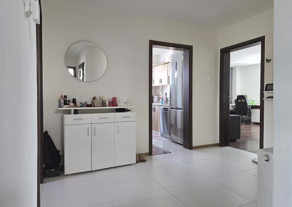 4 izb. byt. jednotka v RD, kompletná rekonštrukcia, 87 m², garáž, pivnica, skladové priestory s pozemkom 333 m2