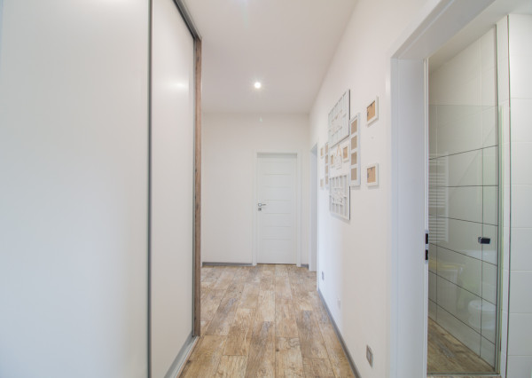 Na prenájom moderný 4-izbový bungalov v obci Beňadiková