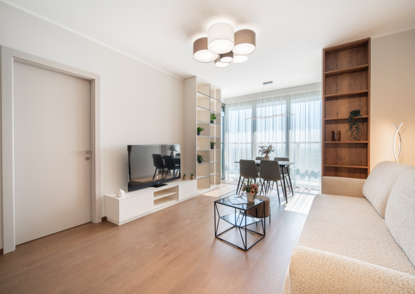 Na prenájom 2-izbový byt so šatníkom, Bratislava – Eurovea Tower
