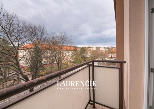 NA PRENÁJOM | 3 - IZBOVÝ BYT V ŠIRŠOM CENTRE TRENČÍNA | PET FRIENDLY