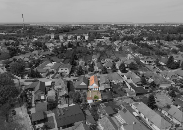 Na predaj čiastočne zariadený rodinný dom v Dolnej Strede