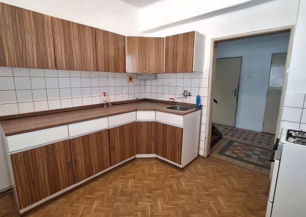 Na predaj rodinný dom s rozľahlým pozemkom v Bánovciach nad Bebravou