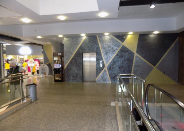 Obchodný priestor 400 m2, s oknami na ulicu, na 1. poschodí OD DARGOV, Košice - centrum