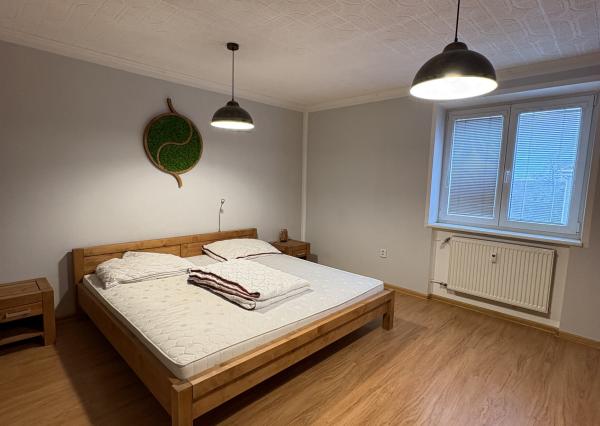 PRENÁJOM - 2-izbový byt - Pri centre mesta, Sladovnická