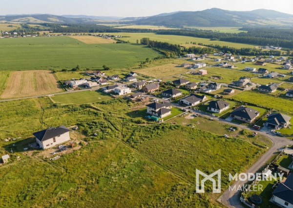 Na predaj rovinatý pozemok obec Zubrohlava - Námestovo