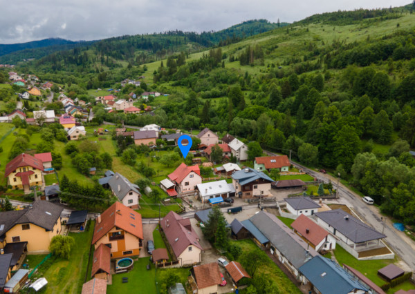 Na predaj priestranný dvojgeneračný dom s veľkým pozemkom v obci Kysucký Lieskovec