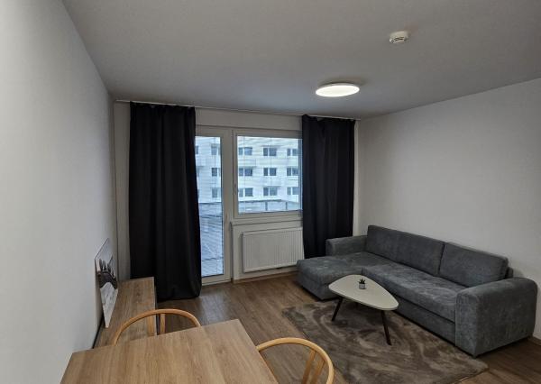 Klimatizovaný 2 izb. byt s parkovaním Ovocné Sady