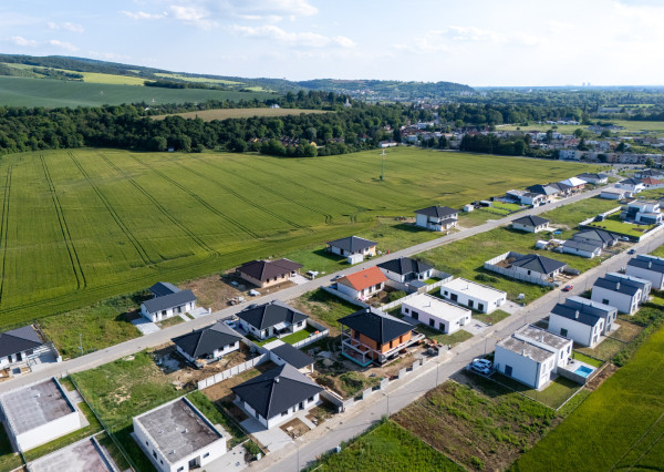 Na predaj novostavba 4-izbového rodinného domu v Moravanoch nad Váhom