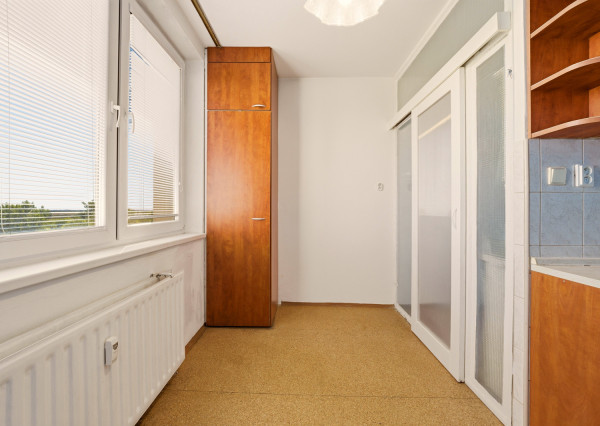 Investičná príležitosť vo Vrakuni – priestranný 2-izbový byt 64 m² s lodžiou na Čiližskej ulici