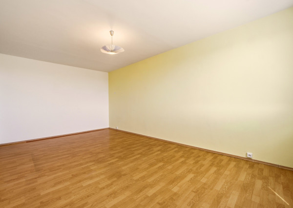 Investičná príležitosť vo Vrakuni – priestranný 2-izbový byt 64 m² s lodžiou na Čiližskej ulici