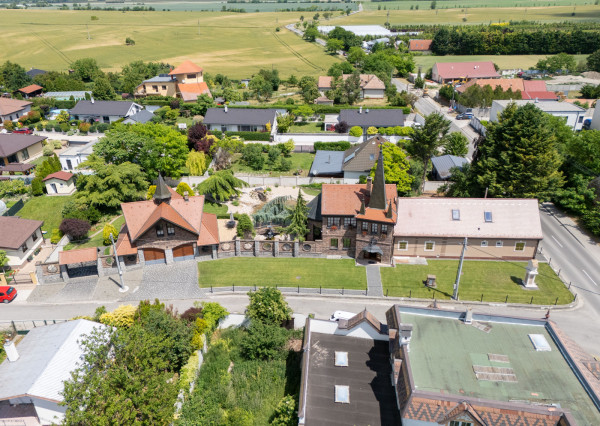Na prenájom exkluzívna 5-izbová vila v aristokratickom štýle v Šamoríne