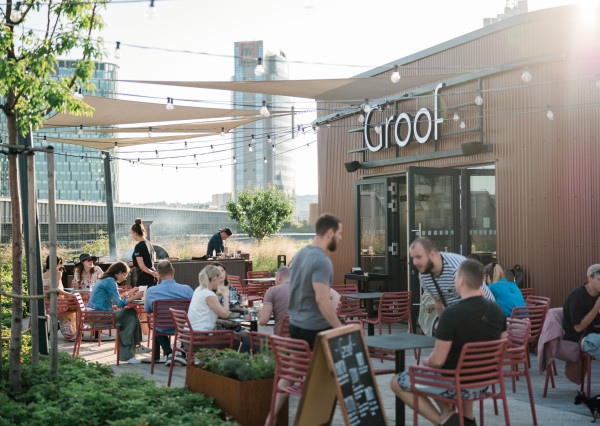 Na odstúpenie úspešná gastro prevádzka v OC Nivy, Bratislava