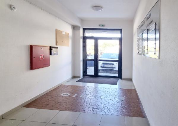 Na prenájom kancelária v širšom centre mesta Šamorín