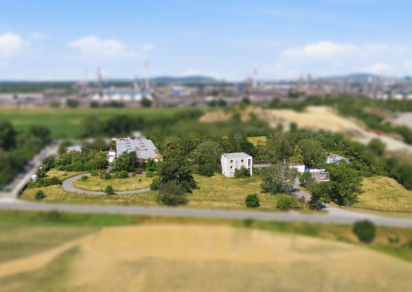 NA PREDAJ PRIEMYSELNÝ AREÁL S PLATNÝM EIA ROZHODNUTÍM – BRATISLAVA, LIESKOVSKÁ CESTA
