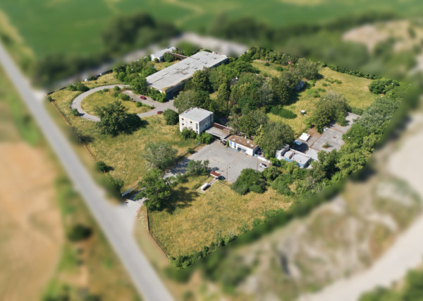 NA PREDAJ PRIEMYSELNÝ AREÁL S EIA 5 200 m² – BRATISLAVA, LIESKOVSKÁ CESTA