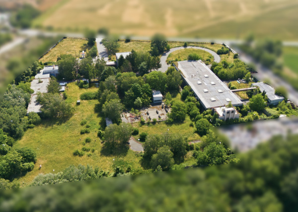 NA PREDAJ PRIEMYSELNÝ AREÁL S EIA 5 200 m² – BRATISLAVA, LIESKOVSKÁ CESTA